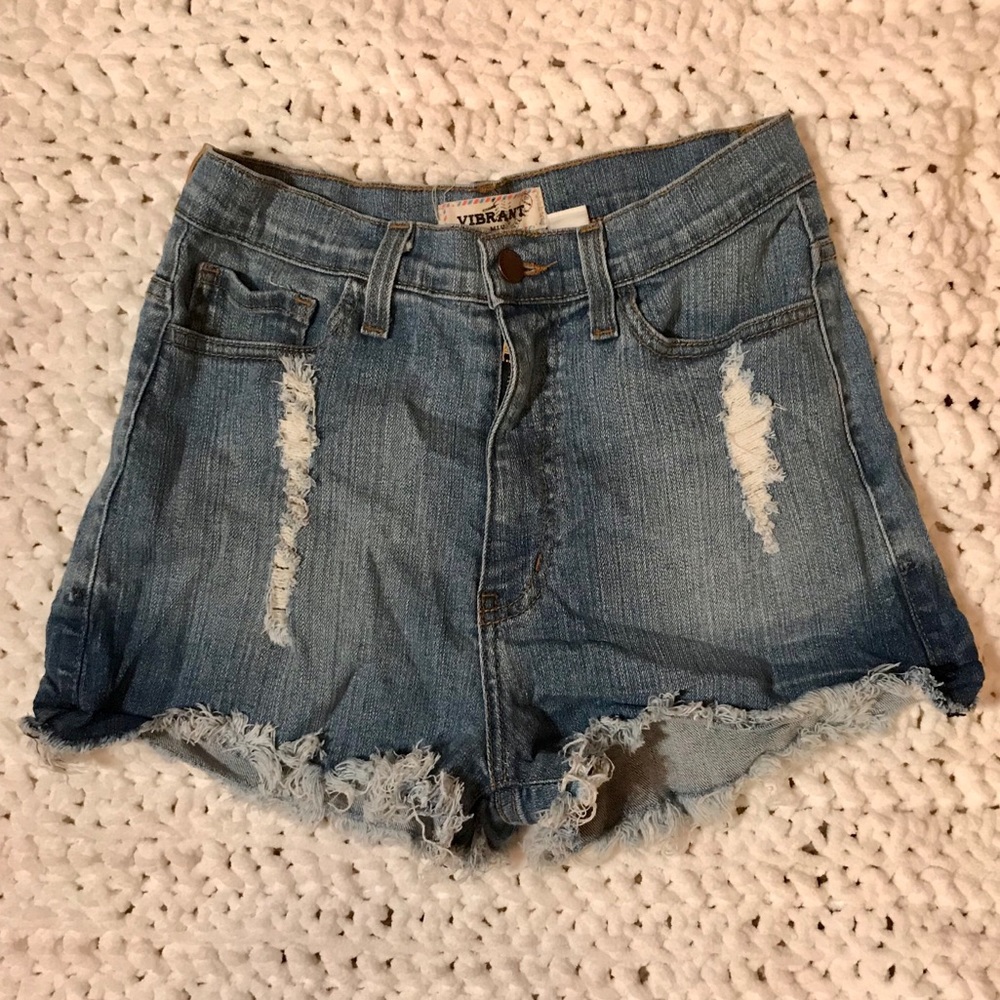Vibrant super high waisted denim shorts